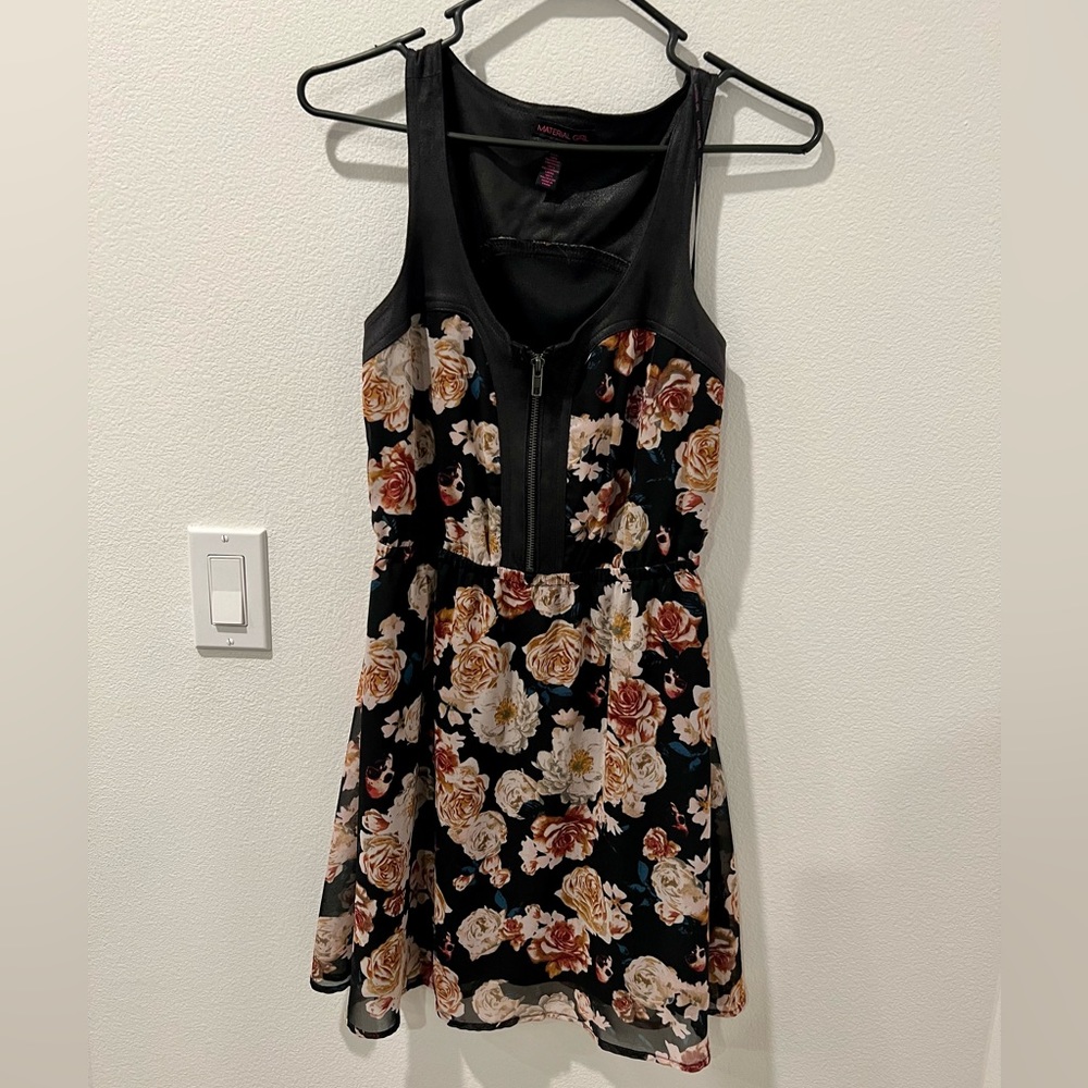 Material Girl Dress Size Small
